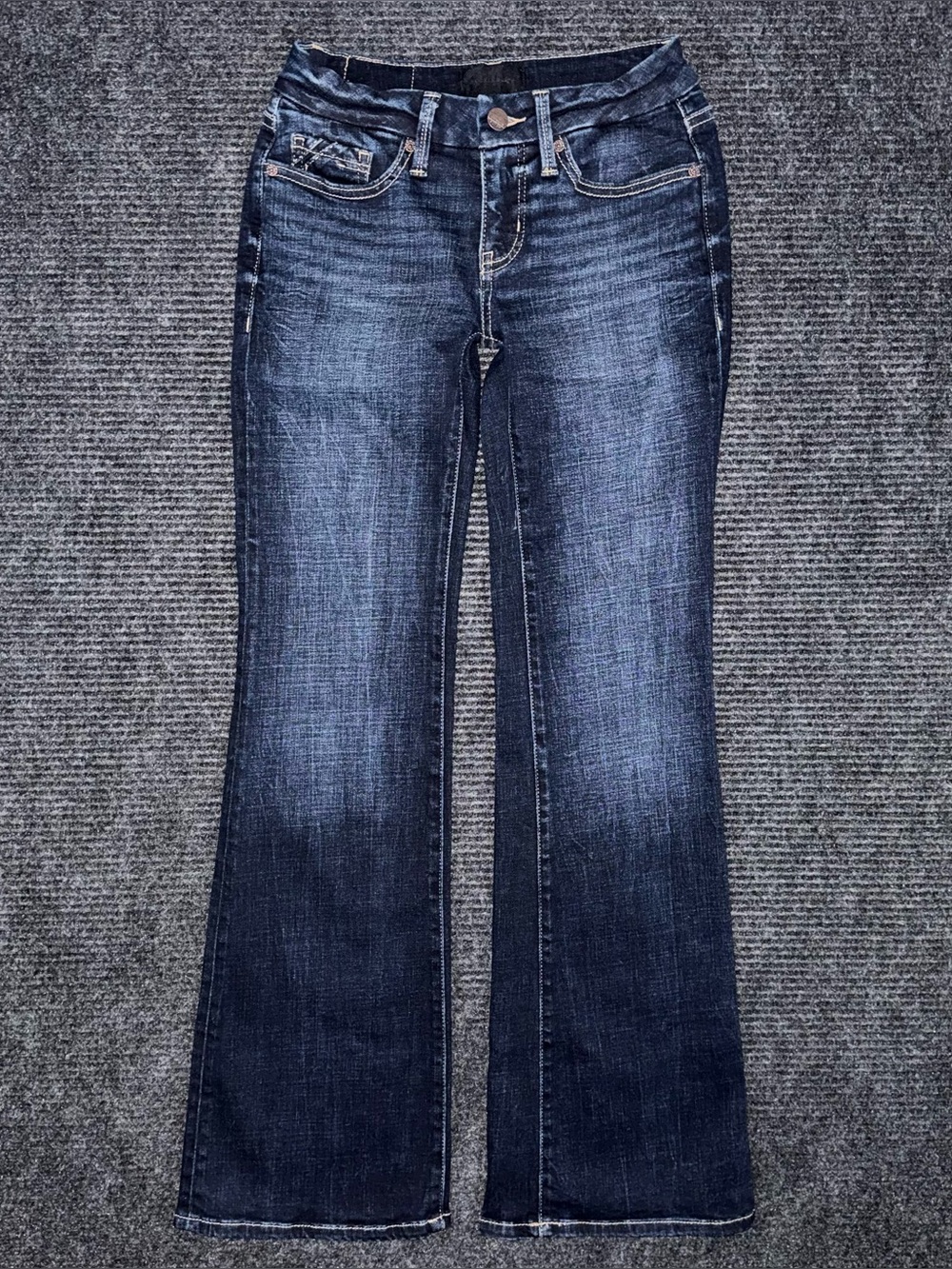 Buckle Black NWOT Fit No 13 Bootcut Stretch Jeans 24 x 30 Dark Wash BBW1768S